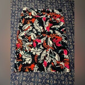 LuLaRoe Cassie Floral Leaf Pattern Pencil Skirt